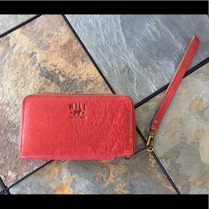 WILL Leather Goods Zip Around Clutch